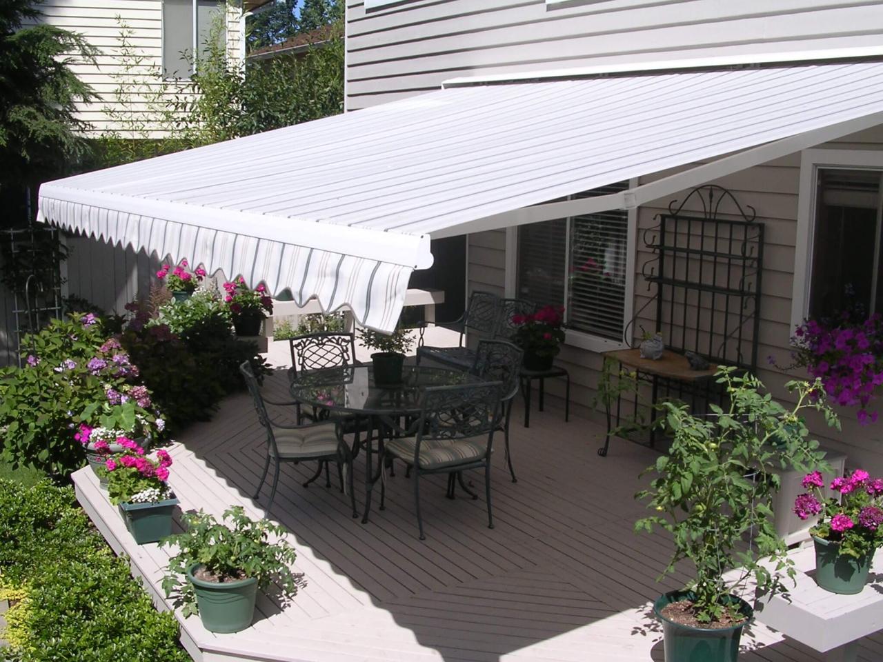 DIY Awning for Narrow Balcony: A Budget-Friendly Way to Create Shade