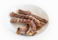 DIY Dehydrated Duck Necks: A Delicious Treat for Your Furry Friend